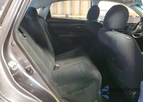 2015 Nissan Altima 2.5 from USA, damaged, VIN 1N4AL3AP7FC457961